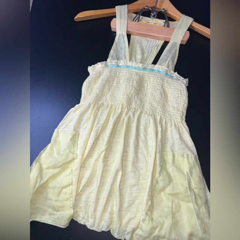 Free People Y2K baby yellow Racerback top with distressed Pockets Size Small EUC